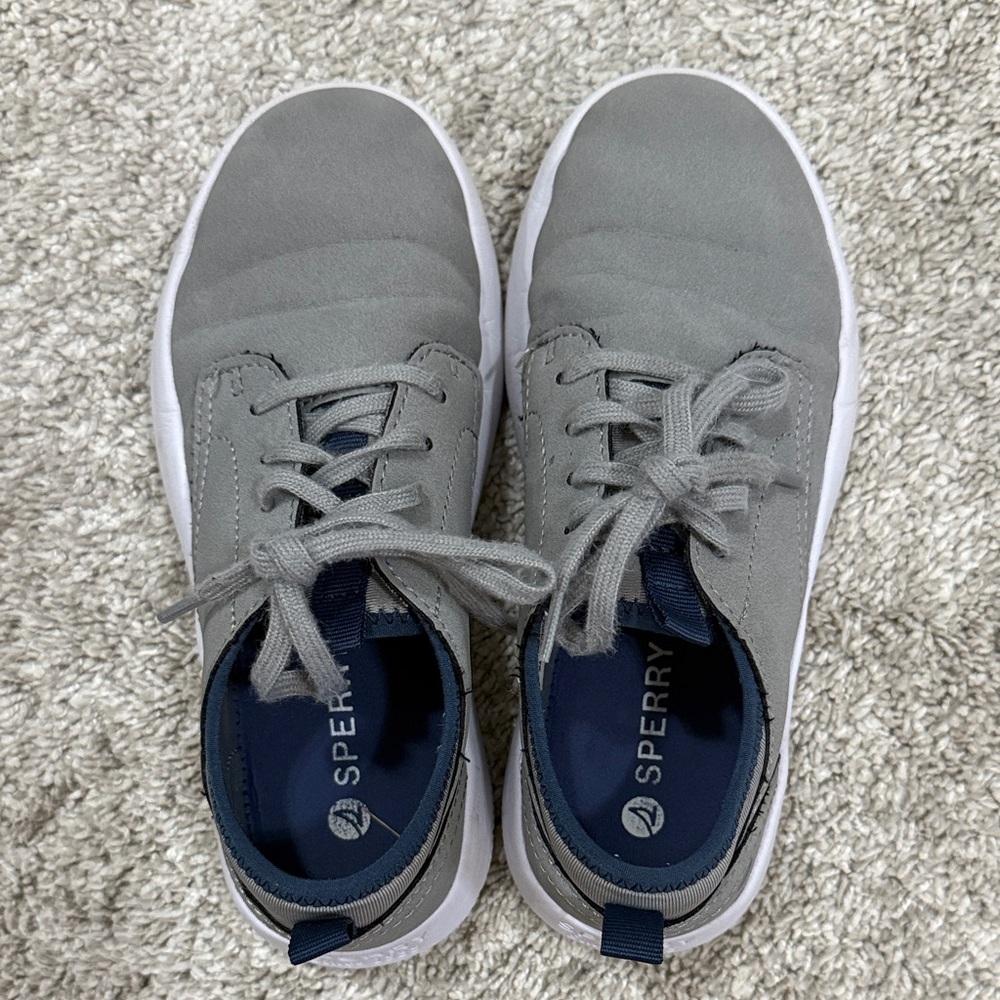 Sperry Boys Gray Casual Shoes size 13